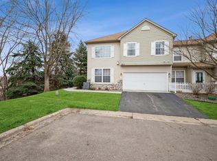 2017 Baneberry Way E, Chanhassen, MN 55317