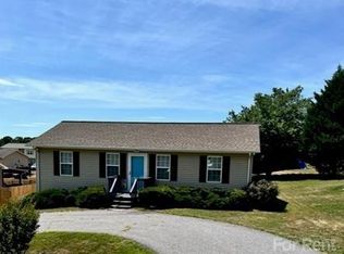 50 Alexander Heritage Dr, Hickory, NC 28601