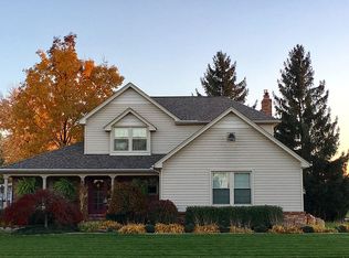 20380 Dunham Rd, Clinton Township, MI 48038