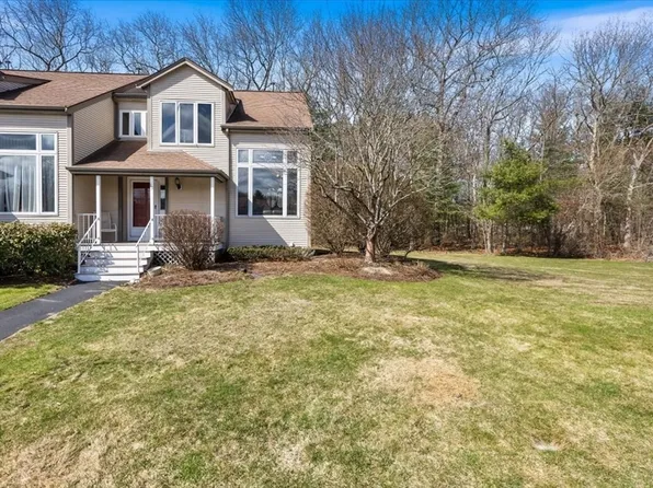 15 Willow Pond Dr Unit 15, Rockland, MA 02370