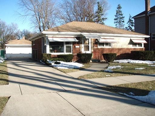 1st image of 351 Pinehurst Dr N