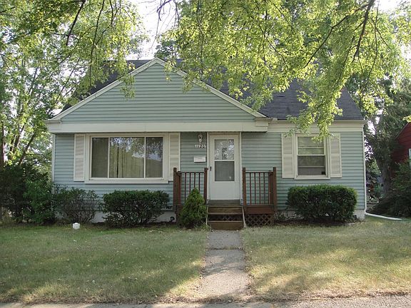 2nd image of 1120 Evelyn Ave