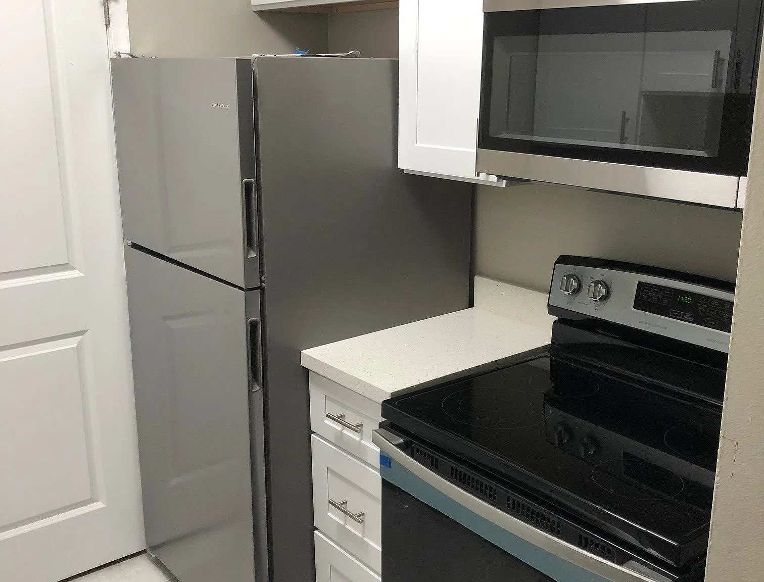 1500 NE 50TH CT - 4 — Photo 2