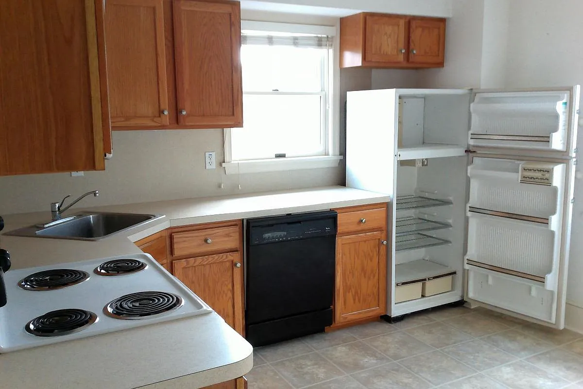 2 bed, 1100 sqft, $1,710 — Photo 4