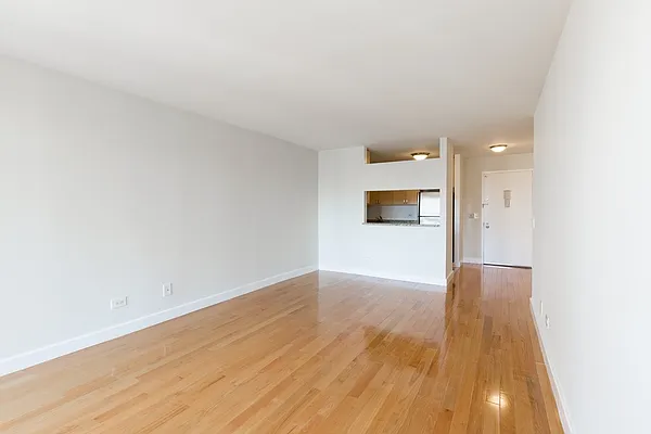 Rented by Stonehenge NYC LLC | media 3