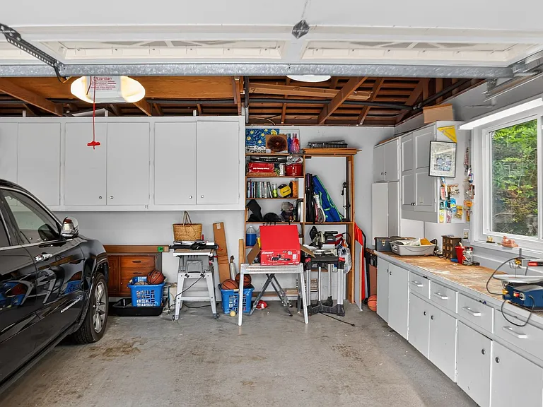 13660 Acorn Patch Ln — Photo 32