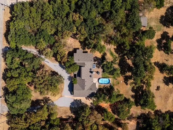 12924 Three Oaks Dr, Jones, OK 73049