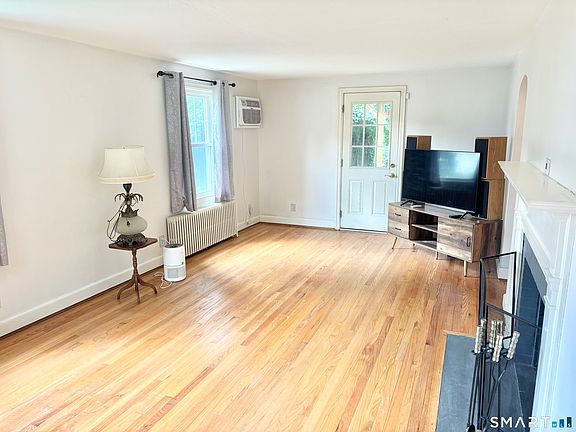 5th image of 68 Princeton Street