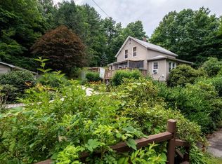 76 Wallace Rd, Sturbridge, MA 01566