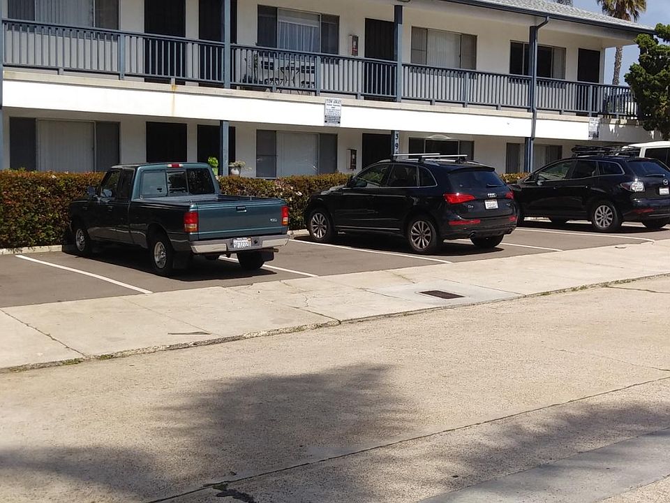 1st image of 396 Kolmar St #7