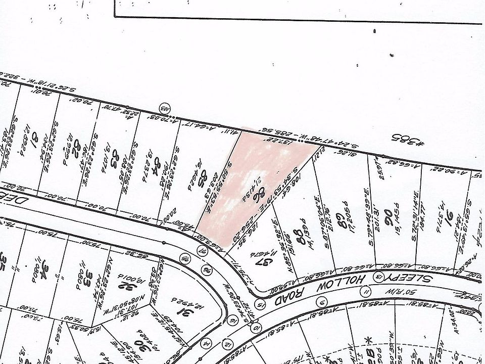 1st image of 10 Debbie Dr