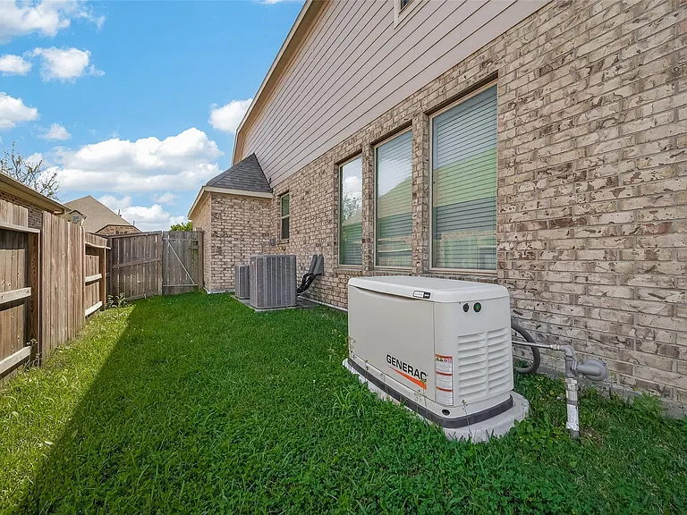 15707 Braemar Cove Dr — Photo 22