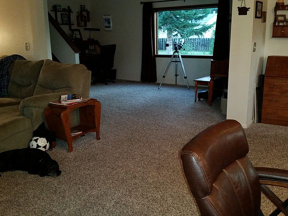 3rd image of 696 N Burritt Ave