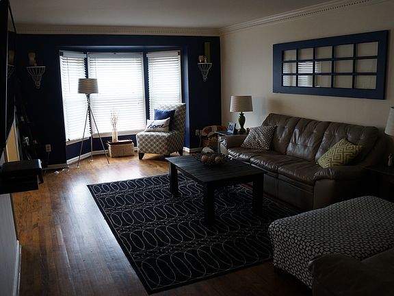 4th image of 4071 Norbeck Square Dr