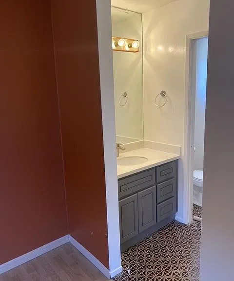 825 Coakley Dr — Photo 11