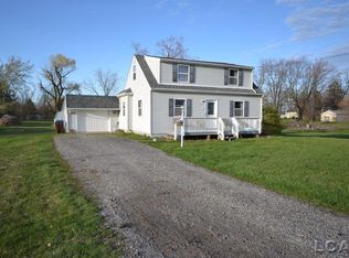 3325 Manor Dr, Palmyra, MI 49268