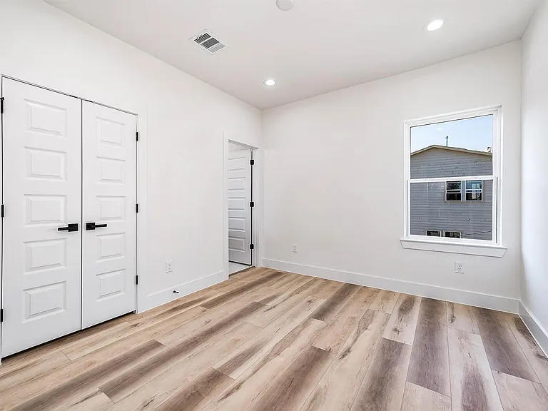 3207 Saint Emanuel St #A — Photo 23