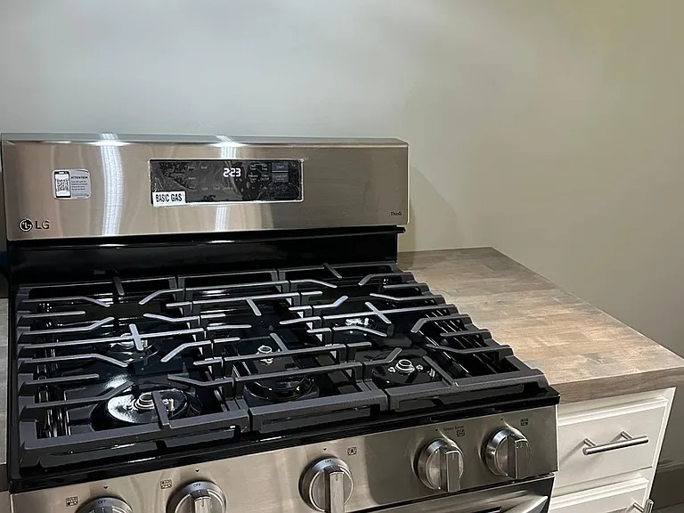 69 Burlington Ave #2 — Photo 11