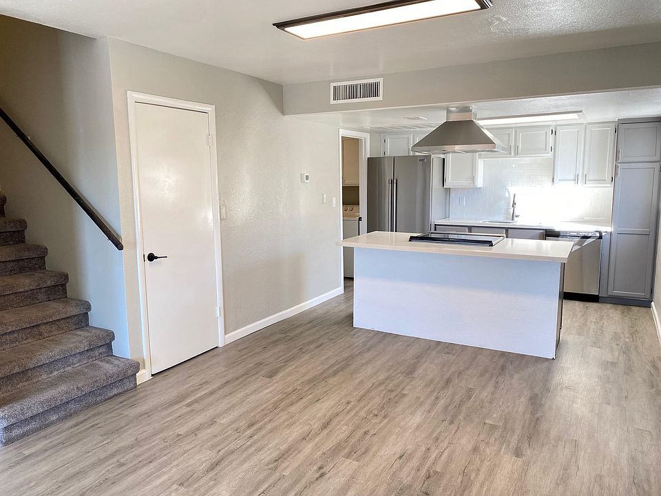 1st image of 2020 W Orangewood Ave APT 101