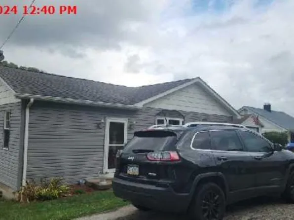 313 Pittsburgh St, West Newton, PA 15089