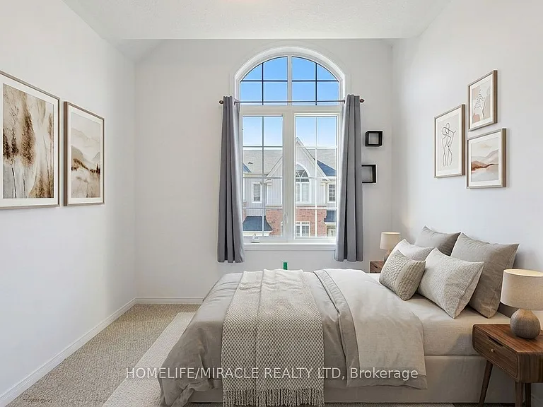 60 1st St #28 — Photo 5