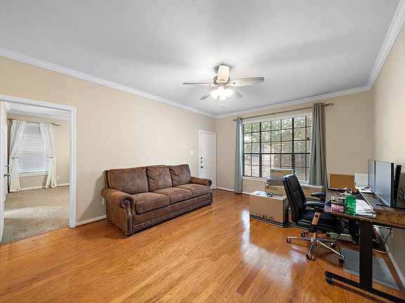 3rd image of 2255 Braeswood Park Dr APT 310