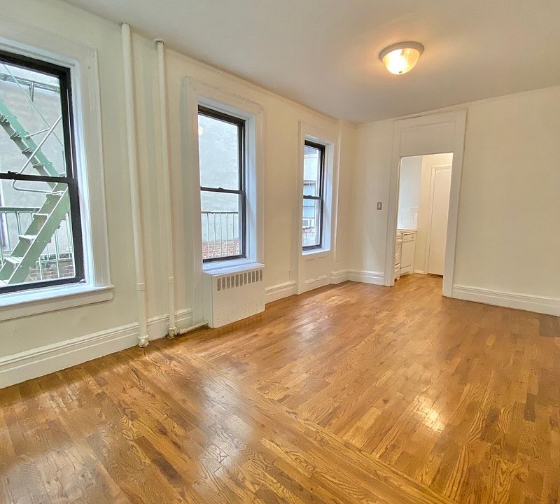1st image of 326 E 78th St #20A