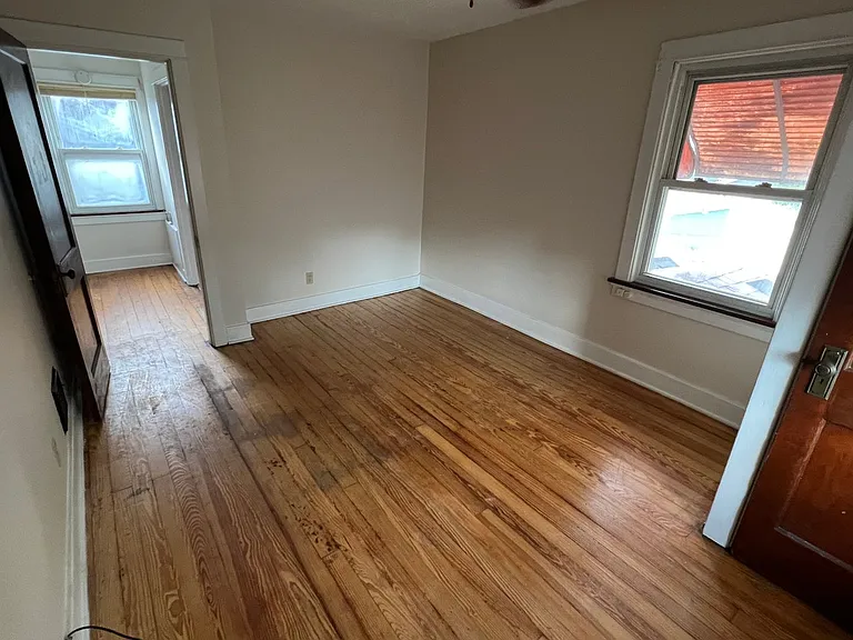 70 Gramont Ave — Photo 7