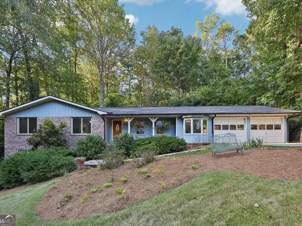 5203 Tall Oak Dr, Marietta, GA 30068