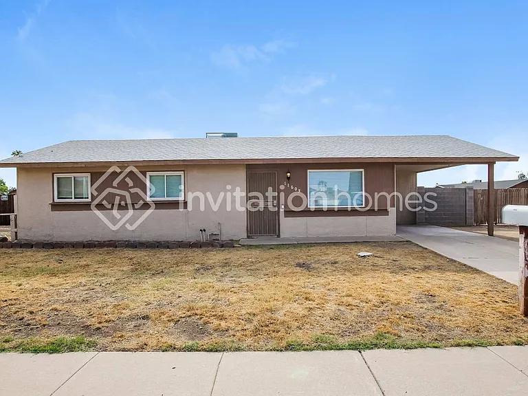 11605 N 58th Ave — Photo 1