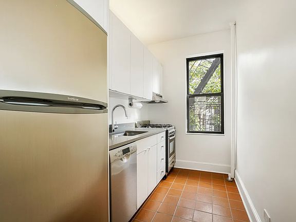 4th image of 199 Bleecker St APT 11