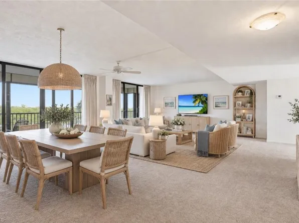 11 Bluebill AVE #203, NAPLES, FL 34108