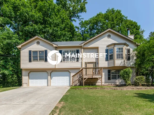 2180 Castle Royale Dr, Lawrenceville, GA 30043