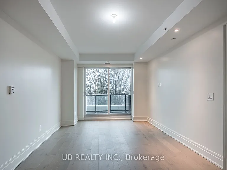 1451 Wellington St W #311 — Photo 8