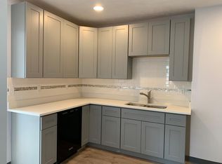 5560 Beacon St, Pittsburgh, PA 15217