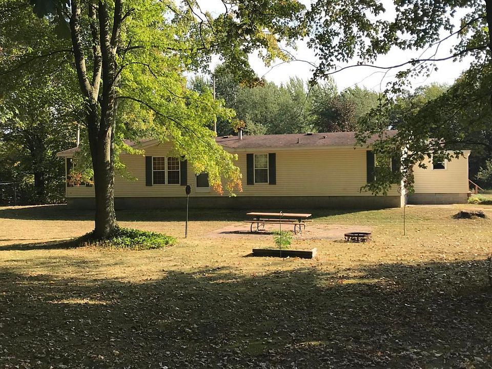 1st image of 3942 107th Ave