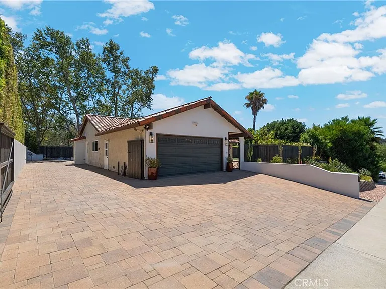24122 Oro Grande Ln — Photo 27