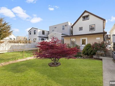 773 7th St, Secaucus, NJ, 07094