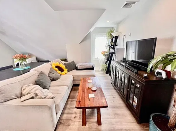 (undisclosed Address), Tarrytown, NY 10591
