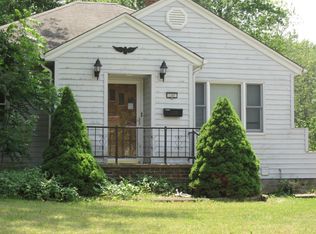 1141 Willow St, Grafton, OH 44044