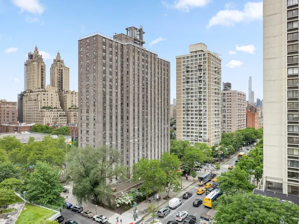 100 West 93rd Street image 5 of 12