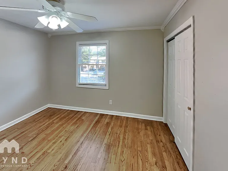 3083 Colonial Way #F — Photo 7