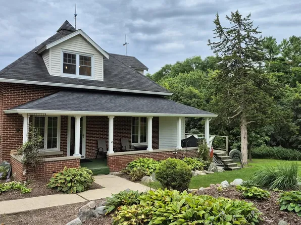 S1960 County Road F Rd, Hillsboro, WI 54634