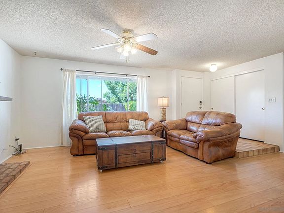 4th image of 639 Butterwood Ave