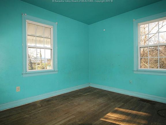 3rd image of 600 Park St