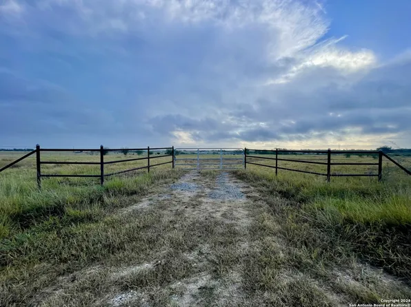 250 COUNTY ROAD 133 LOT 11, Floresville, TX 78114