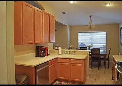 1213 Bexley Ct — Photo 6
