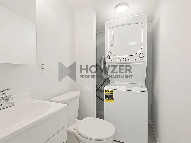24 Crocker St #A4 — Photo 6