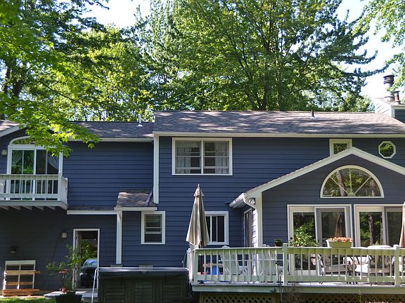2nd image of 3018 Stevenage Dr