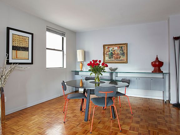 3rd image of 402 E 90th St APT 12G